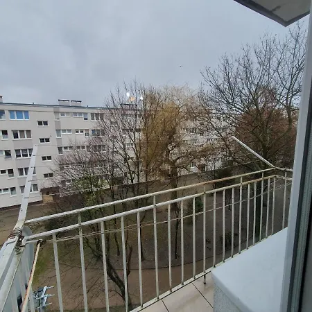 Legionow Apartment *